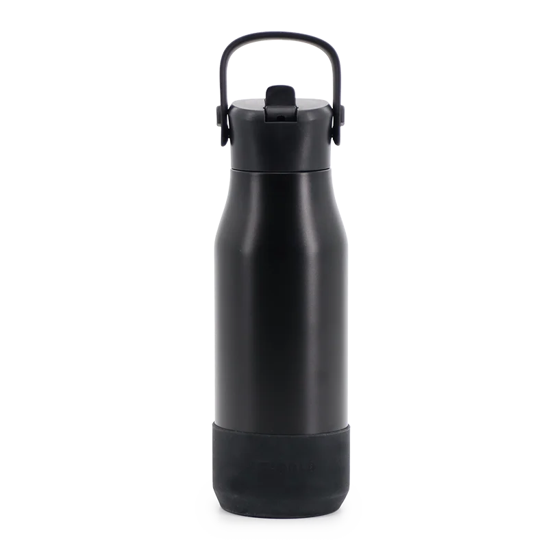Flowee 22oz Insulated Water Bottle in Black - JWorldstore