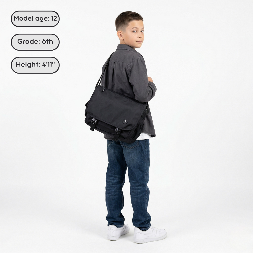 Terry Messenger bag in Checkmate - Final Sale - JWorldstore